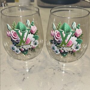 Set of two plastic wine cups